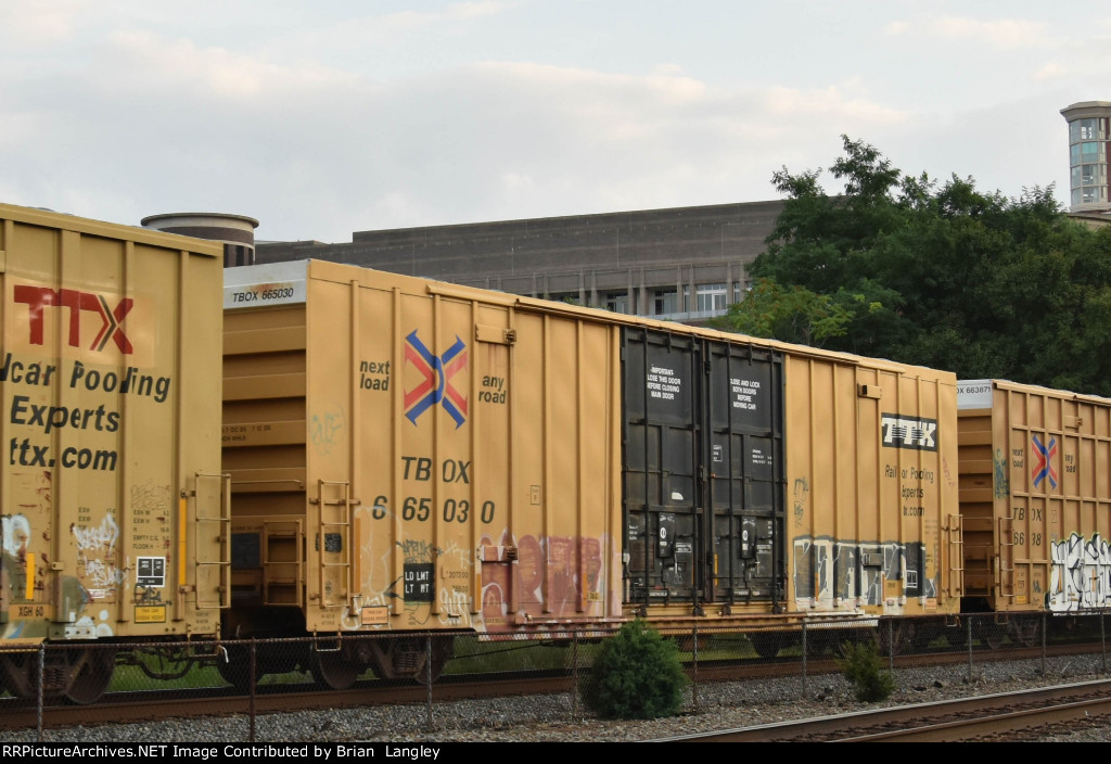 665030